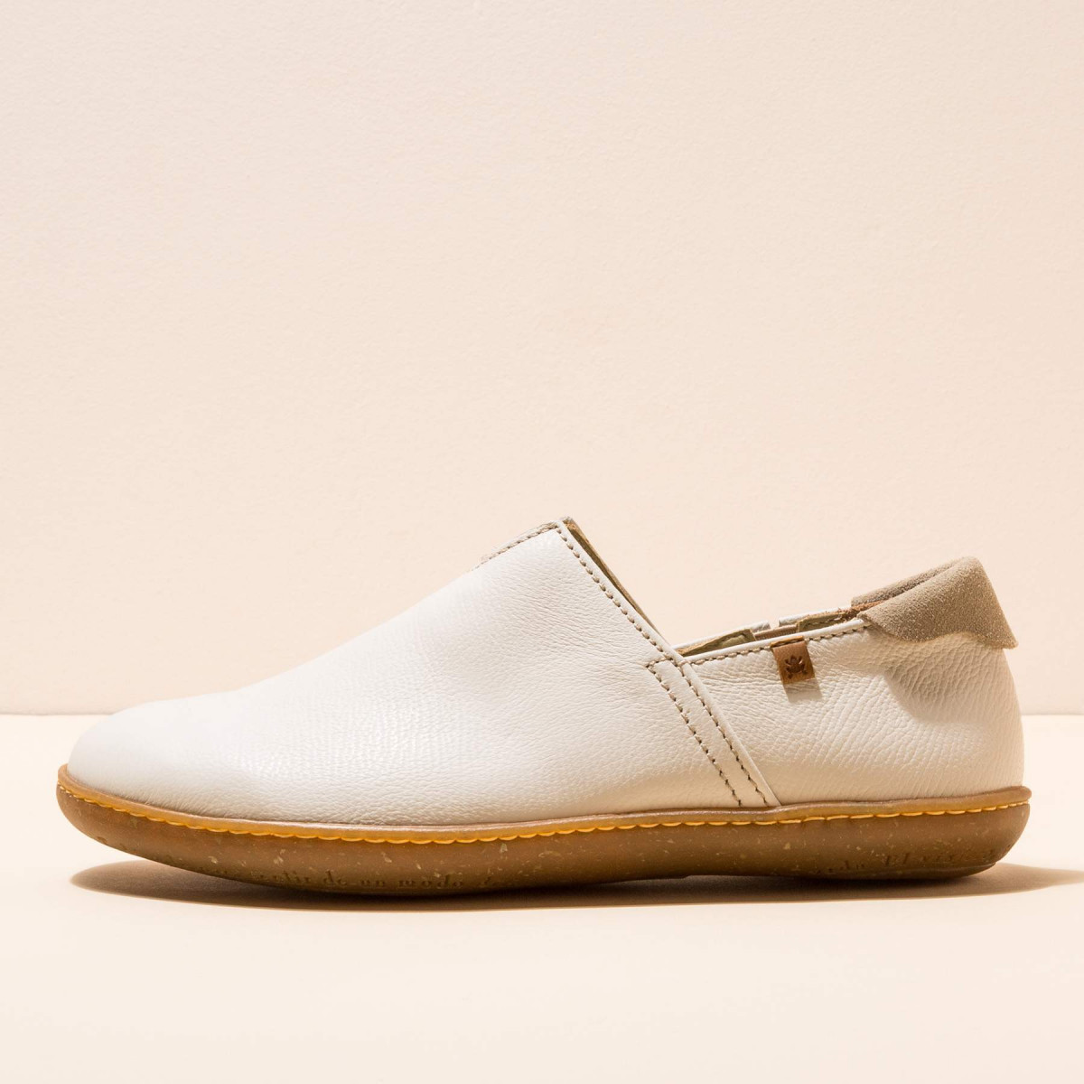 Chaussures confort en cuir naturel et semelles recyclées - Blanc - El naturalista