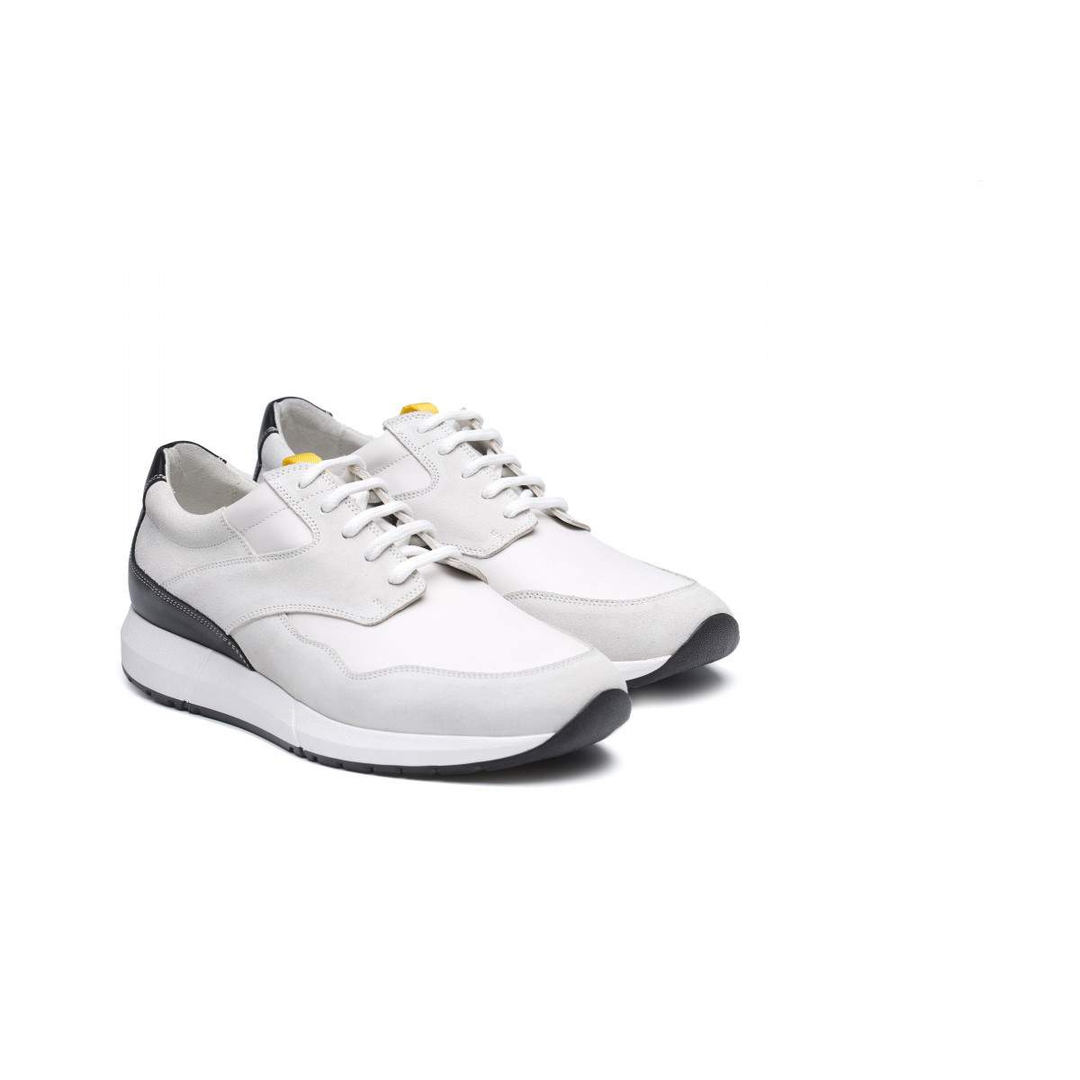 Baskets homme en cuir lisse et daim - Blanc - michel