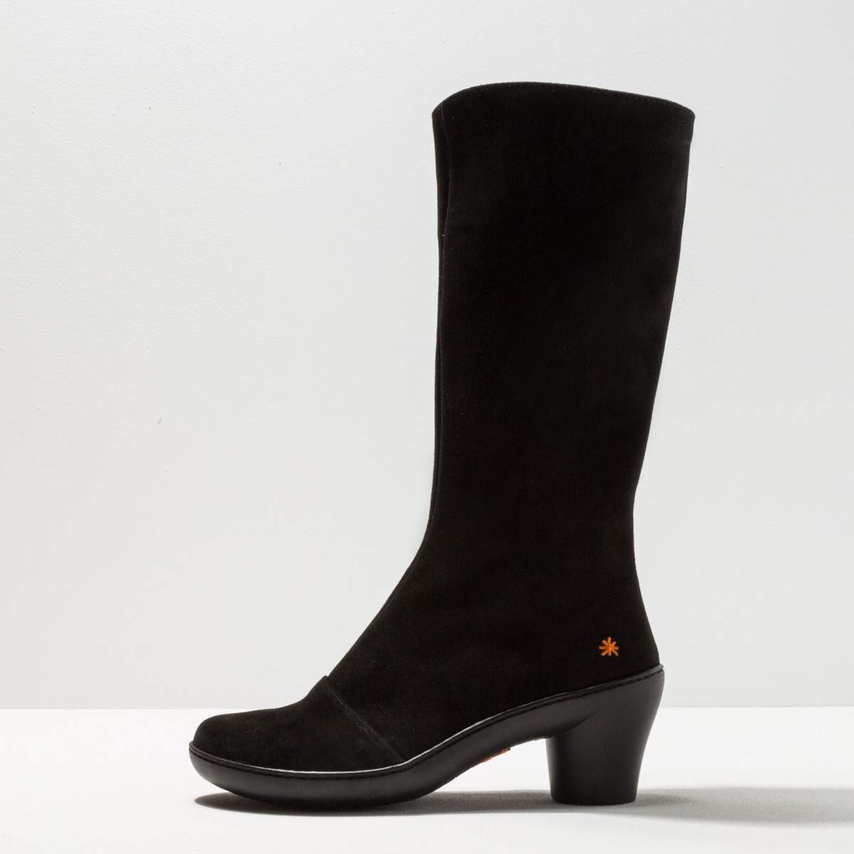 Bottes à talon en daim - art