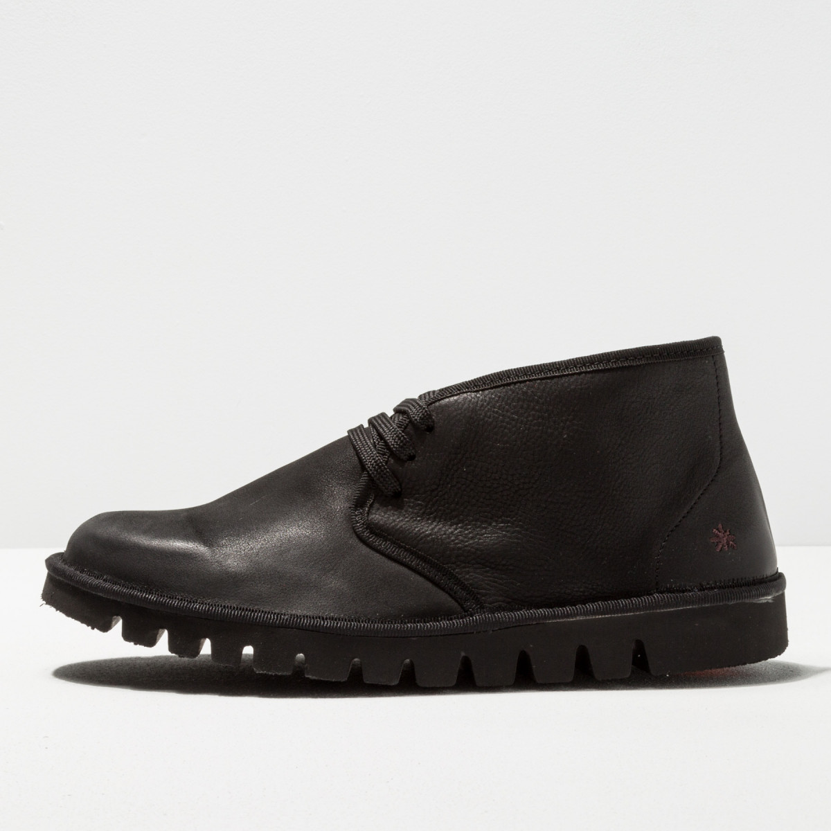 chaussure montante daim