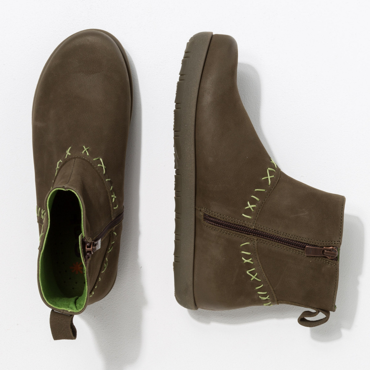 Bottines plates sales nubuck femme