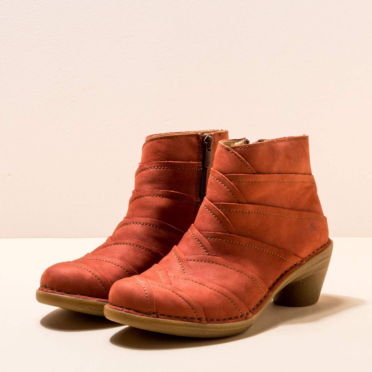 Bottines à petit talon en cuir - Rouge - El naturalista