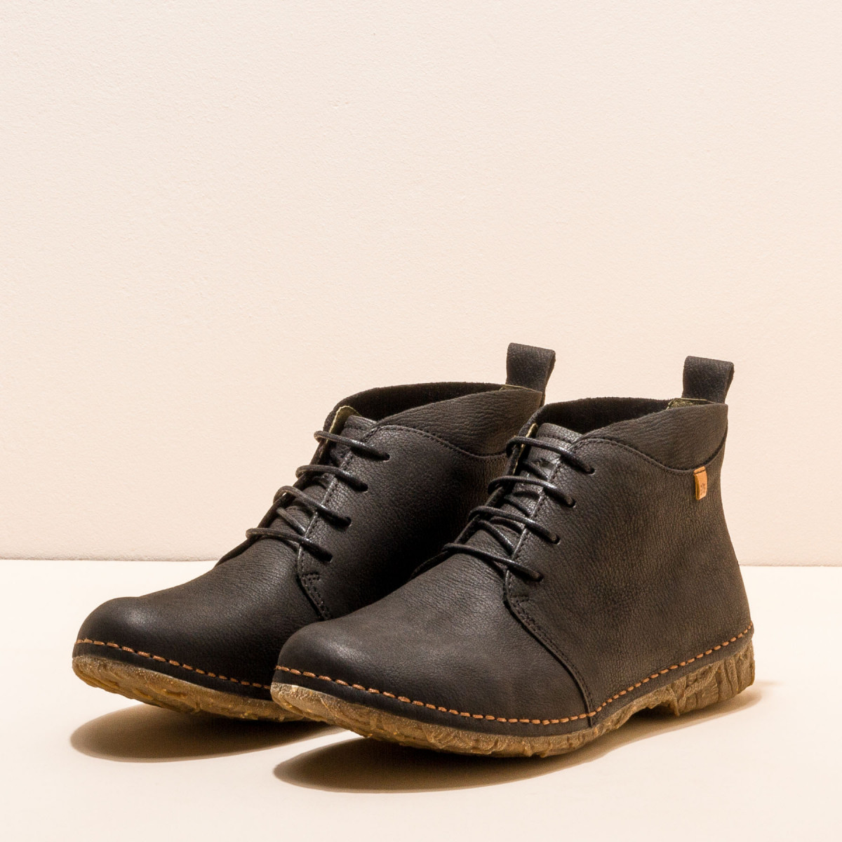 Bottines à lacets en cuir brossé - Noir - El naturalista