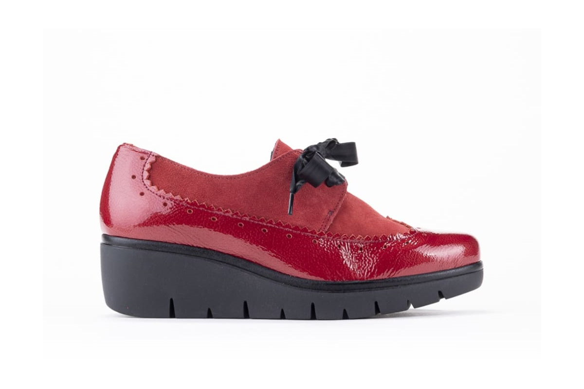 Chaussures compensées à lacets en cuir verni et daim - Rouge - Lince