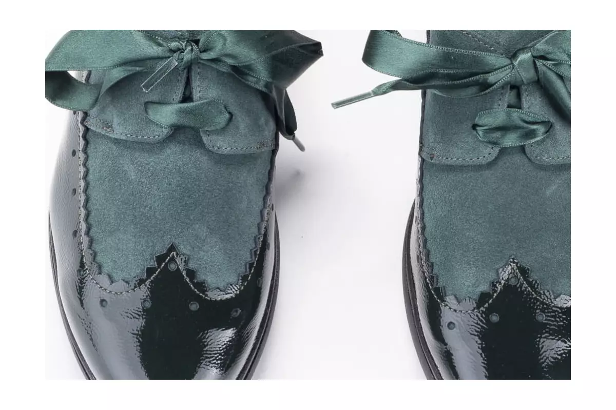 Chaussures compensées à lacets en cuir verni et daim - Vert - Lince