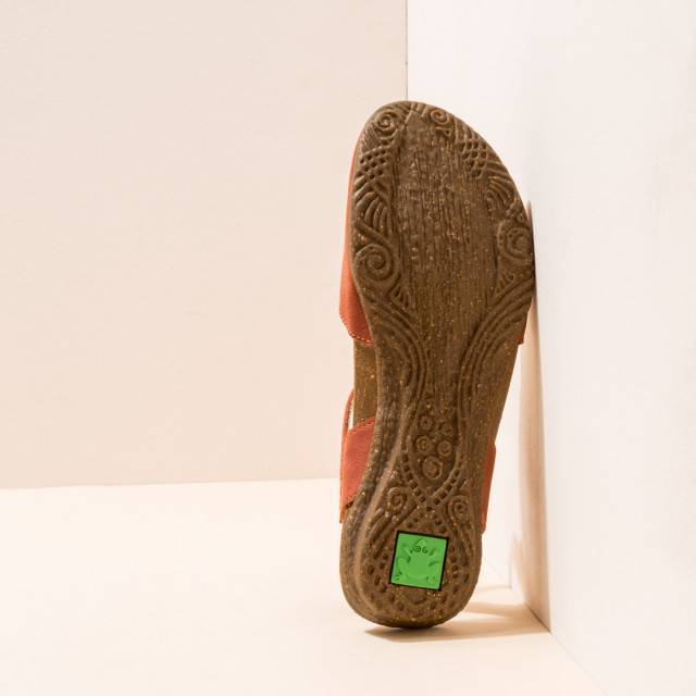 Sandales en cuir bout fermé à semelles en caoutchouc recyclé - El naturalista