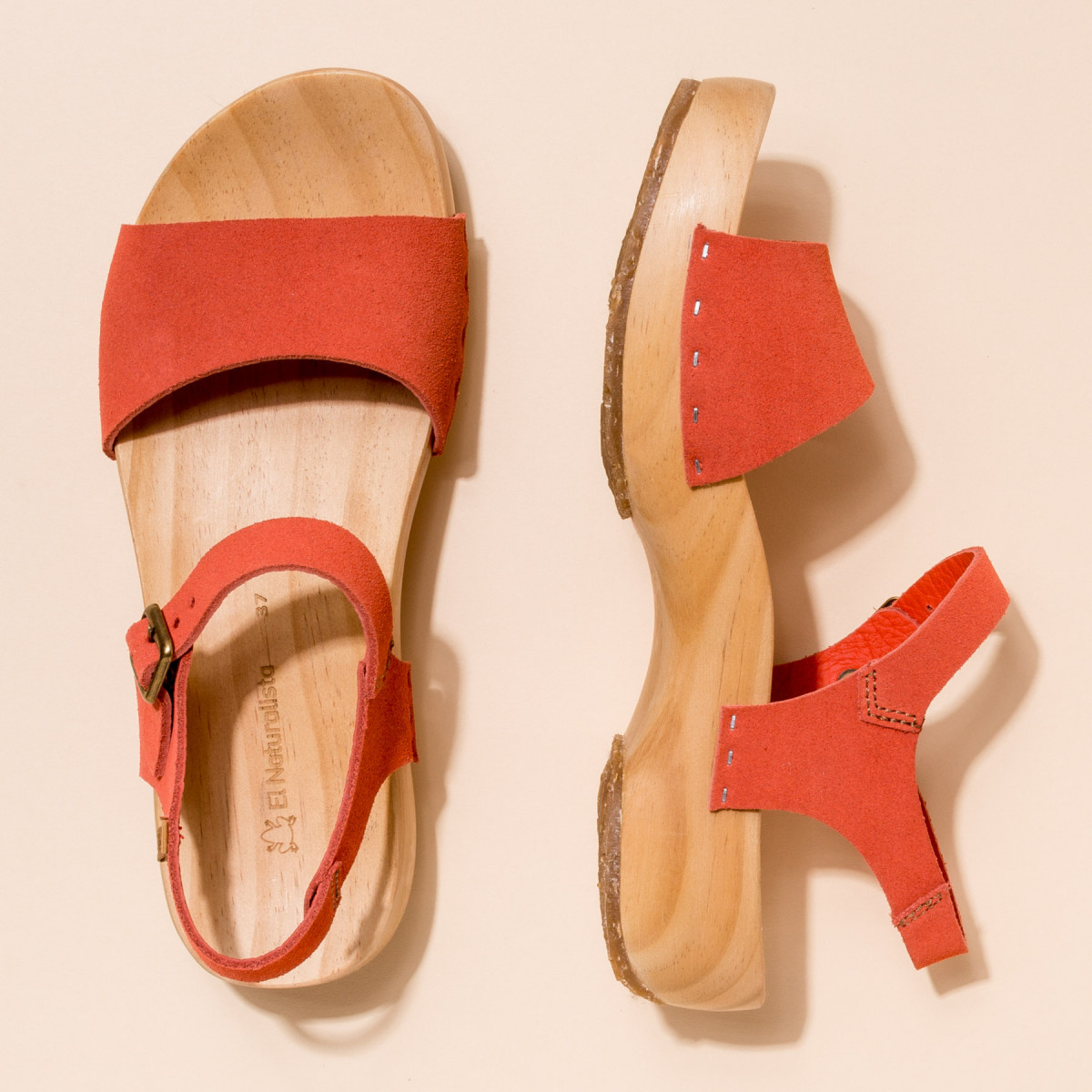 Sandales confortables plateforme en bois de pin naturel et cuir suédé - Corail - El naturalista