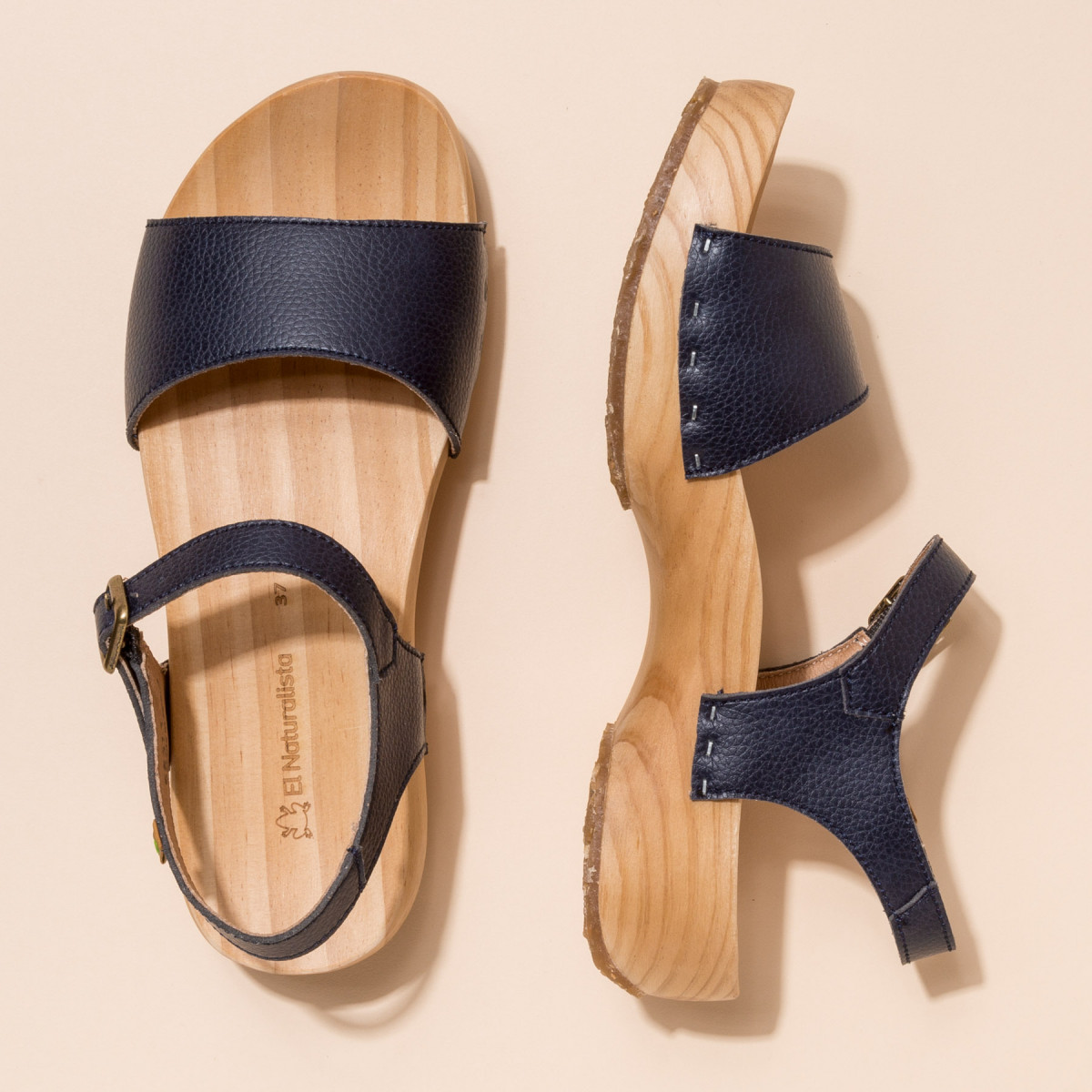 Sandales confortables véganes à plateforme en bois de pin naturel - Bleu Marine - El naturalista
