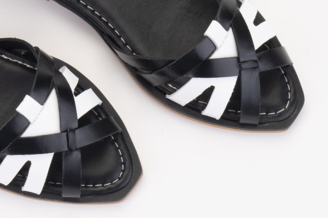 Sandales confortables plates échancrées fermées au talon - Noir - Lince