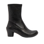 Bottines hautes à talon bottier - art