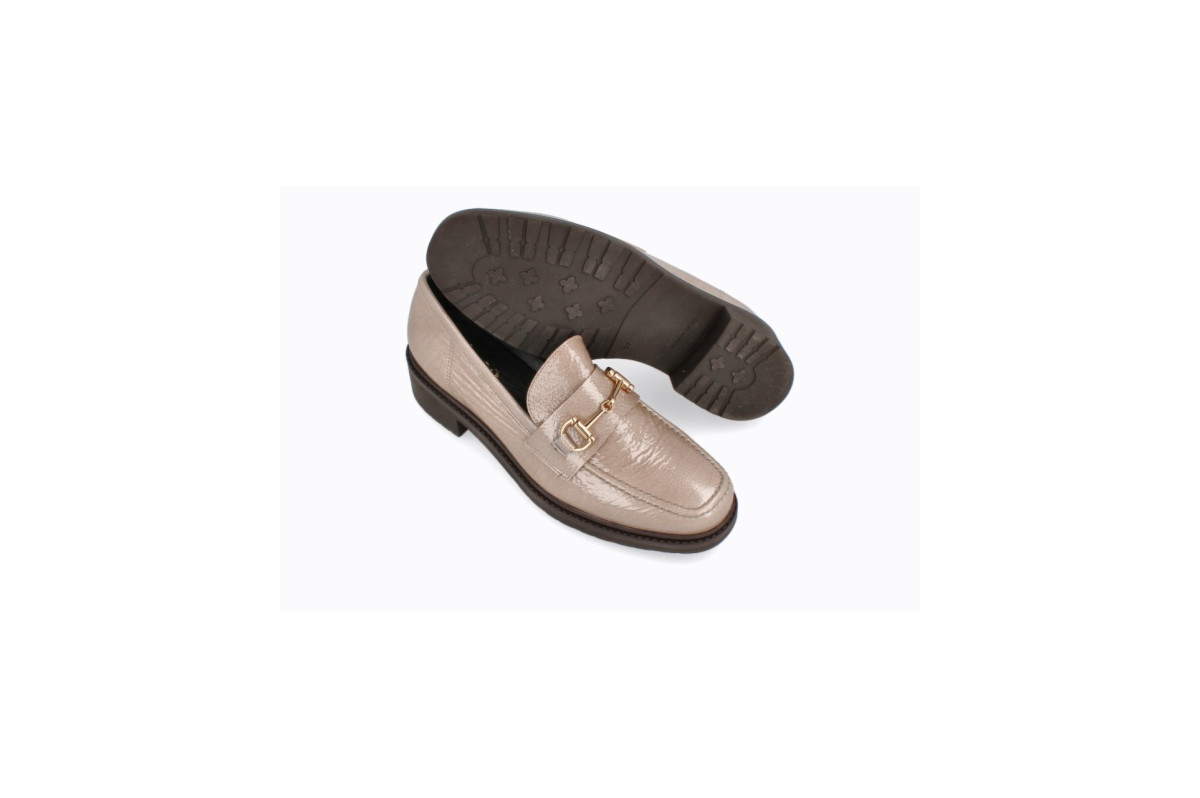 Mocassins en cuir verni à boucle - Beige - Lince