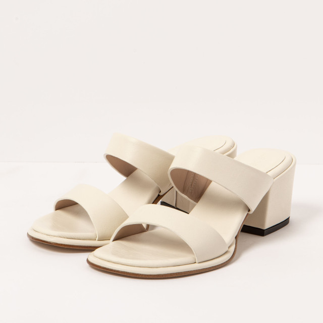 Mules à talon bottier en cuir - Beige - Neosens