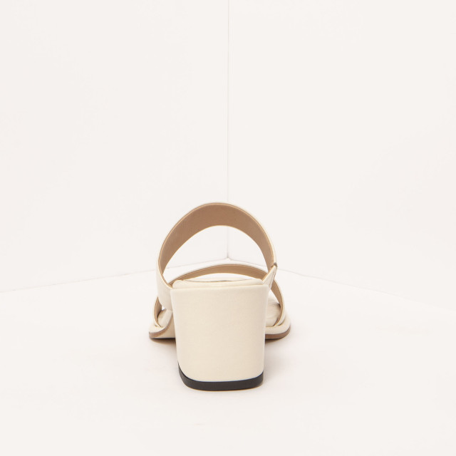 Mules à talon bottier en cuir - Beige - Neosens