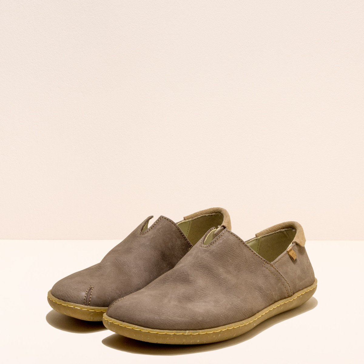 Chaussures confort en cuir naturel et semelles recyclées - Gris - El naturalista